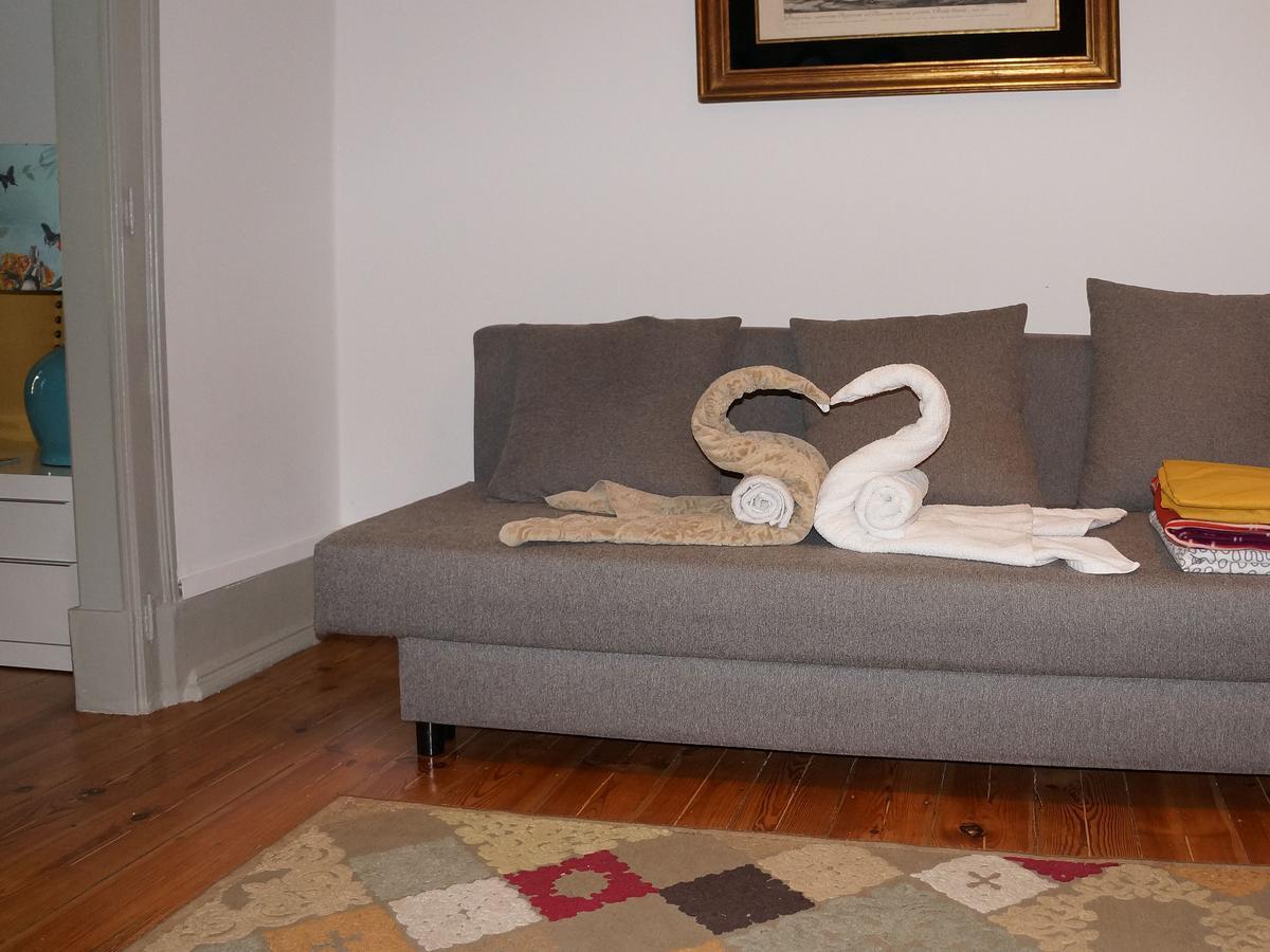 White And Grey Lisbon Apartment Luaran gambar