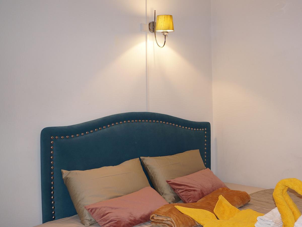 White And Grey Lisbon Apartment Luaran gambar
