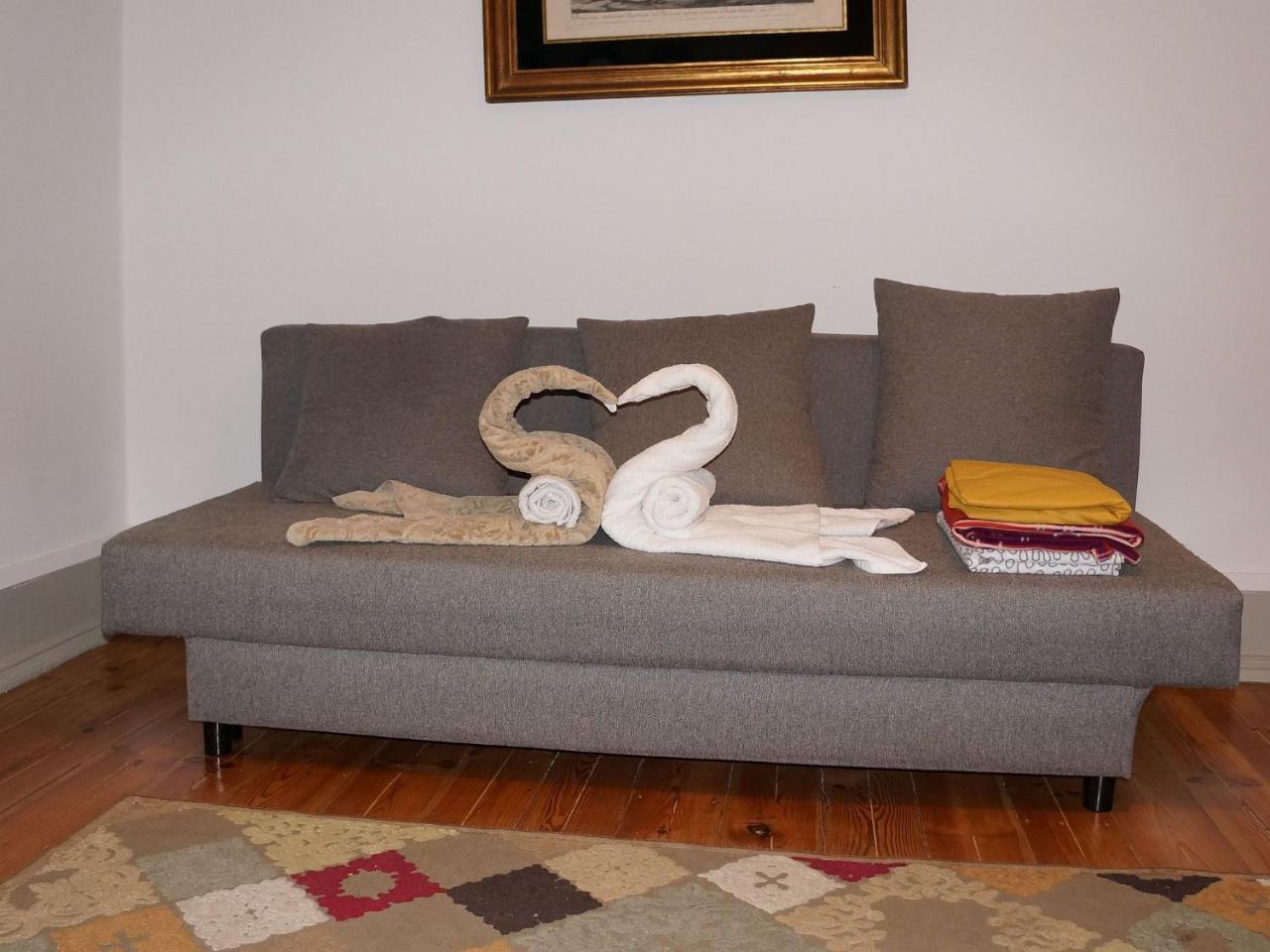 White And Grey Lisbon Apartment Luaran gambar