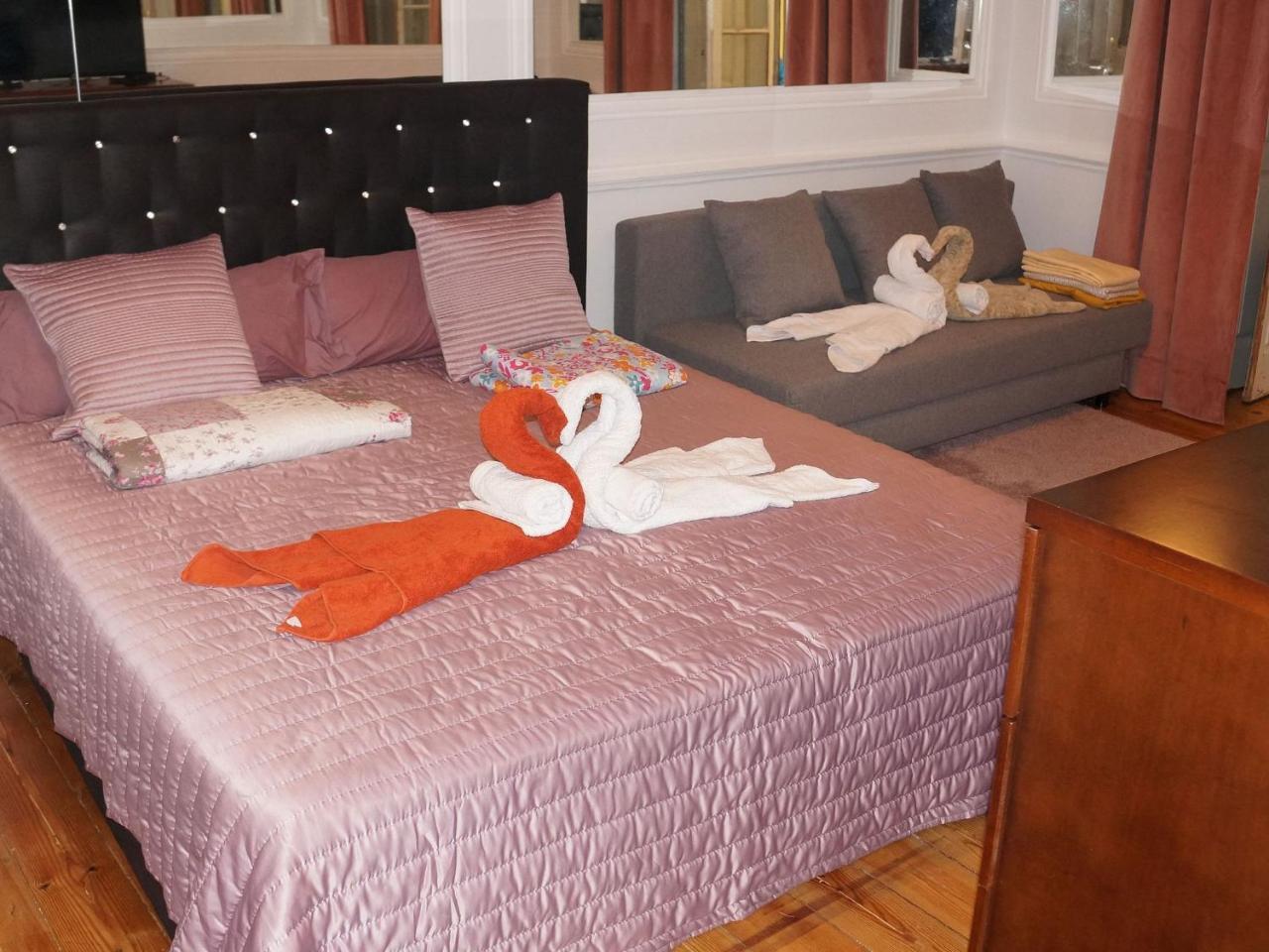 White And Grey Lisbon Apartment Luaran gambar